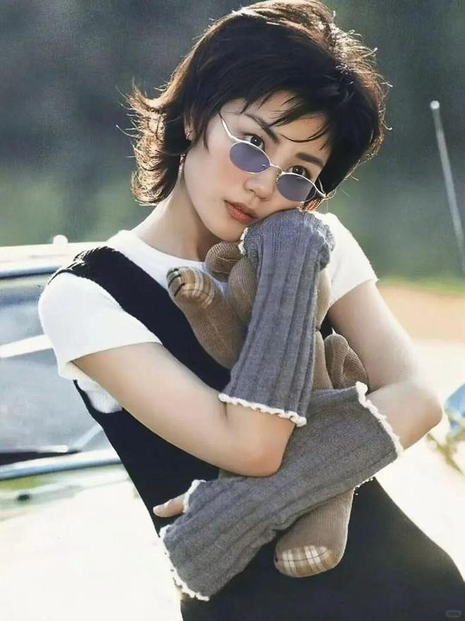 現金網：她的發型又火了！年底做頭發，不妨從這篇找找霛感