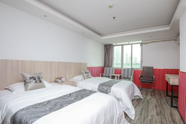 {浦東}(海口满意100时尚酒店电话)